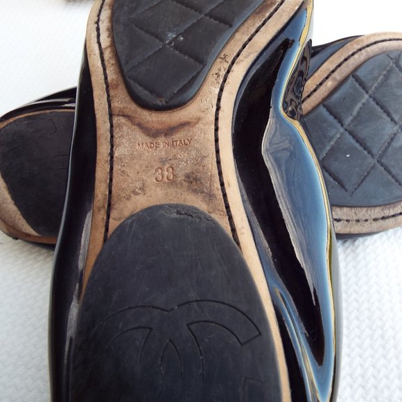 Chanel " Spirit" Patent On Patent Cap-Toe Flats - Picture 7 of 8